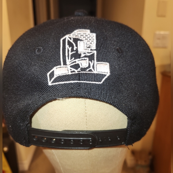 SUICIDAL TENDENCIES - ADJUSTABLE BASEBALL CAP - Picture 3 of 5